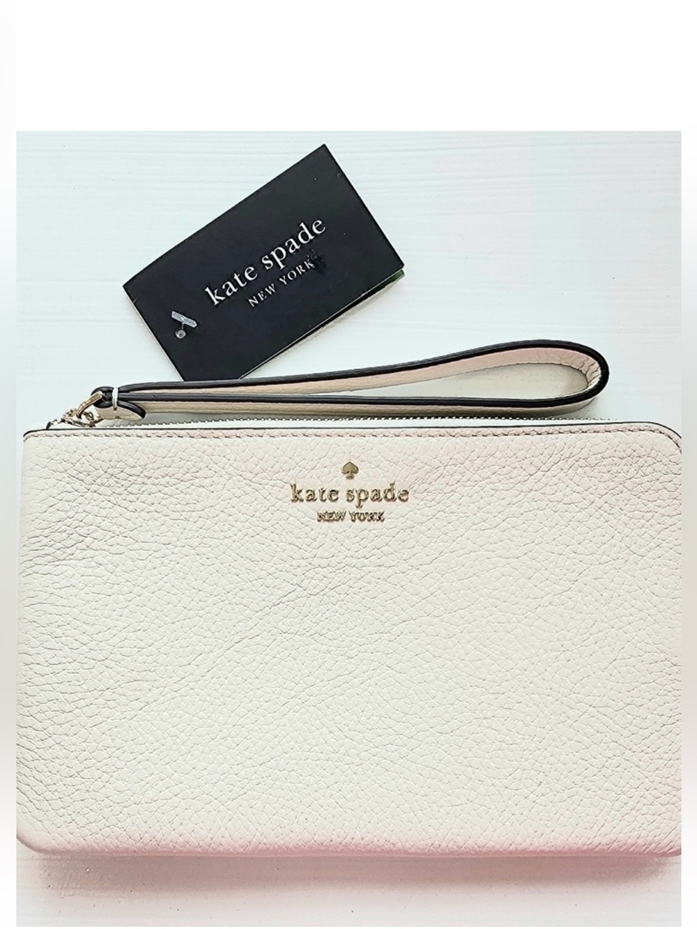 Kate Spade Leila Md Lzp Wristlet Pebbled Leather - NWT